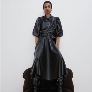 Faux leather belted skirt